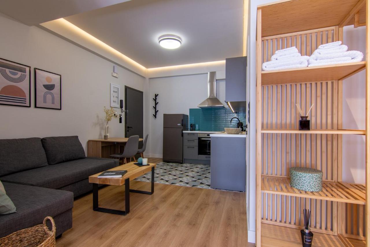 Studio 48, Cozy Apartment In Kalamata City Center Exterior foto