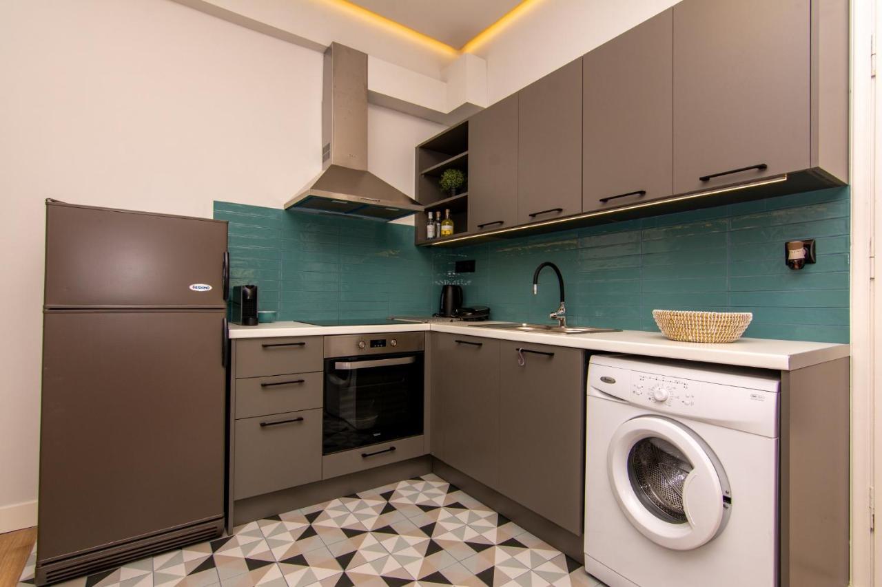 Studio 48, Cozy Apartment In Kalamata City Center Exterior foto